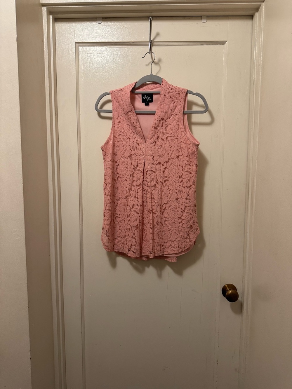 ECI Pink Lace V-Neck Sleeveless Camisole